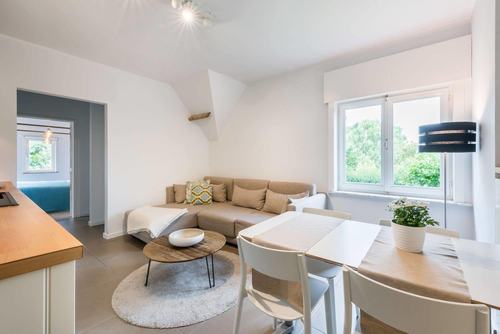 B&B Vis-A-Vis Wenduine Bagian luar foto