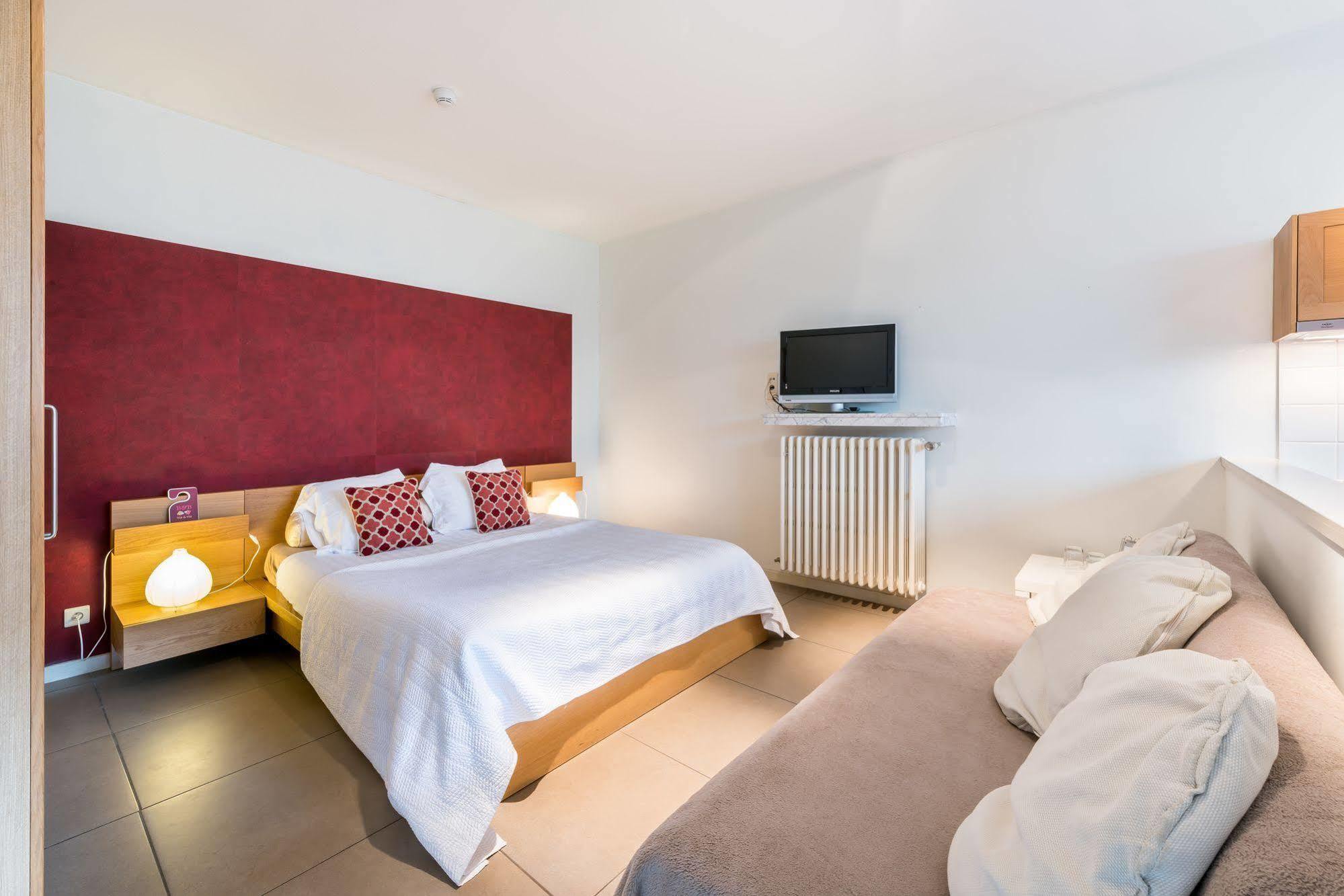 B&B Vis-A-Vis Wenduine Bagian luar foto