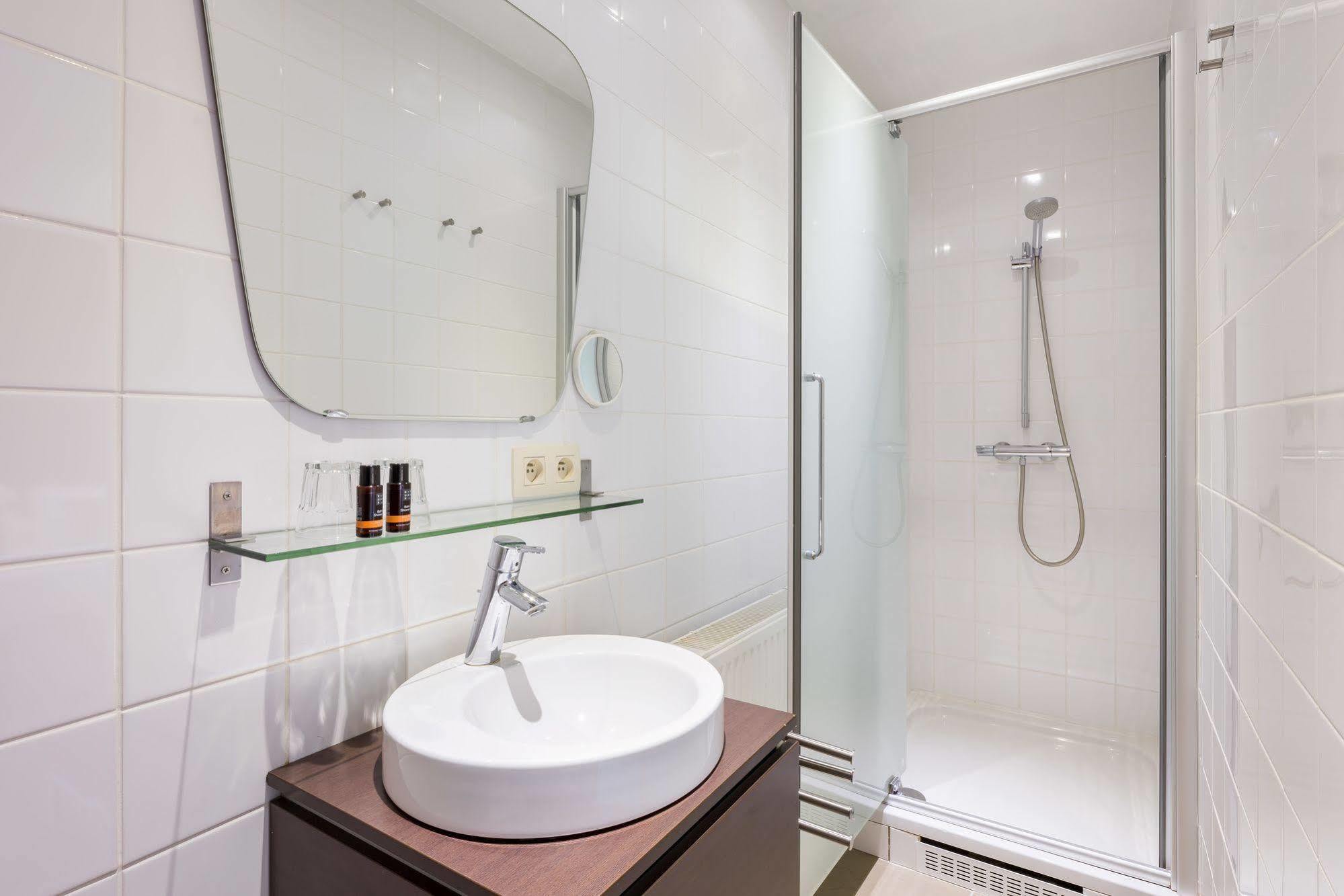 B&B Vis-A-Vis Wenduine Bagian luar foto