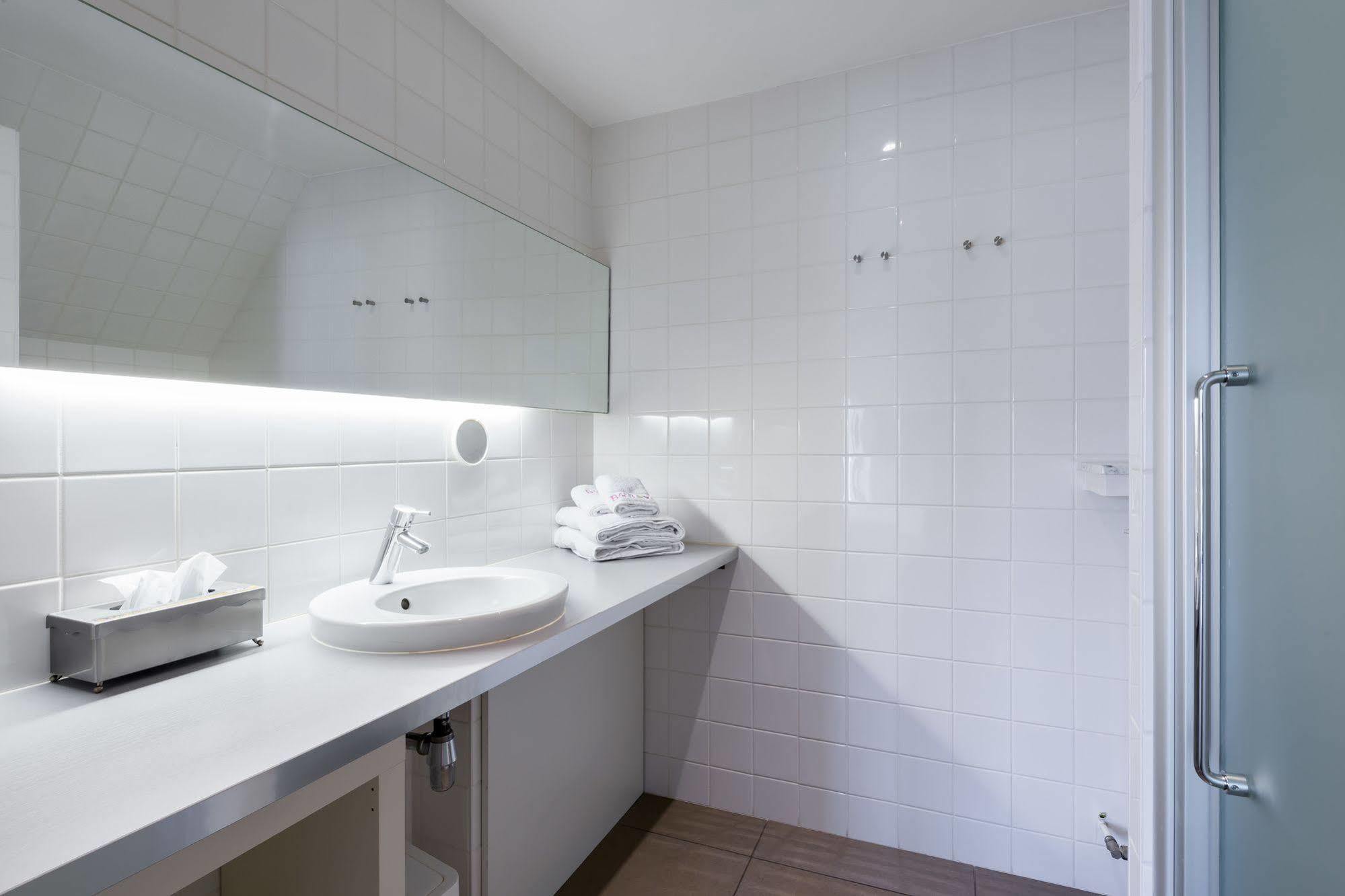 B&B Vis-A-Vis Wenduine Bagian luar foto