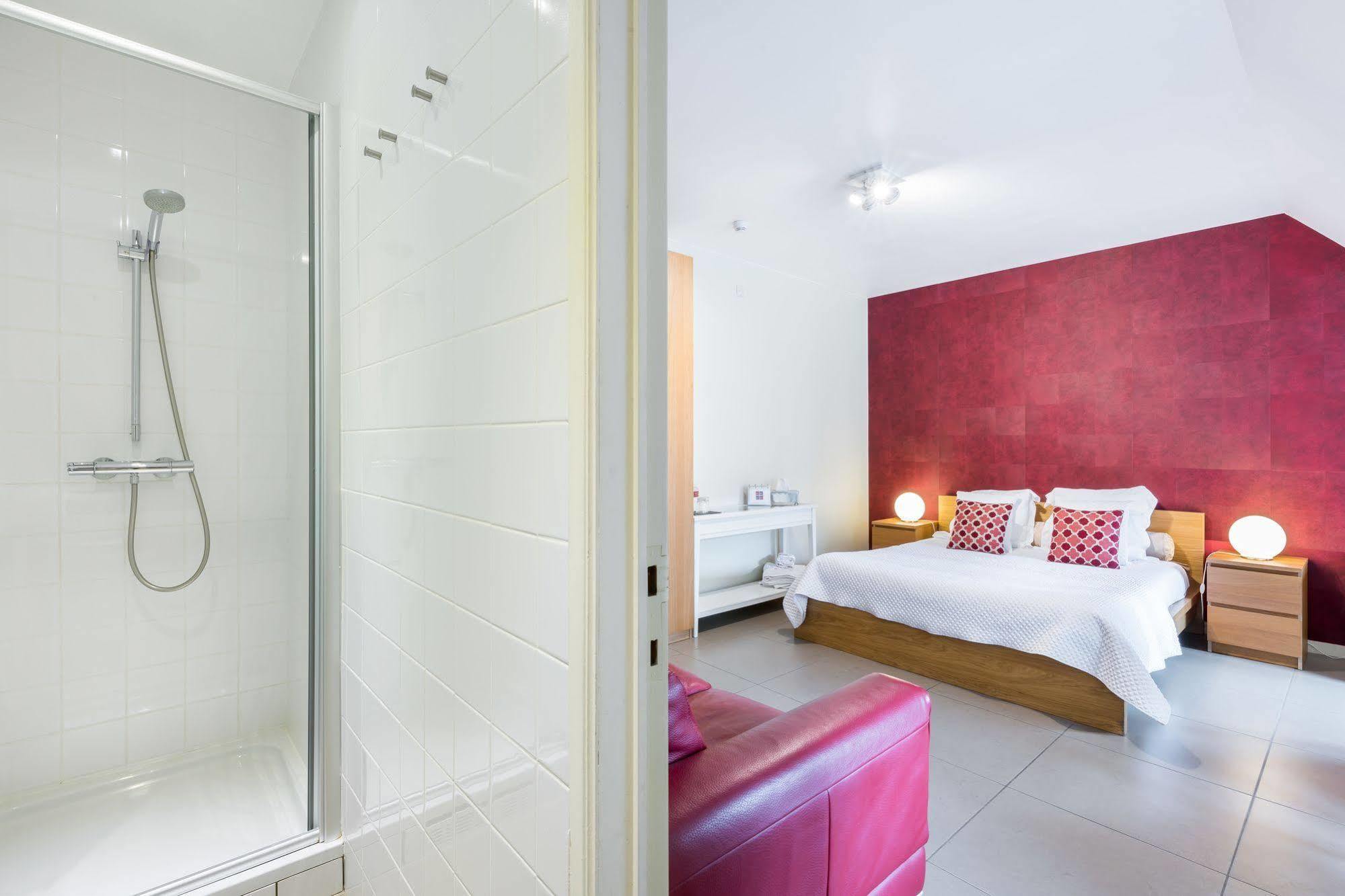 B&B Vis-A-Vis Wenduine Bagian luar foto